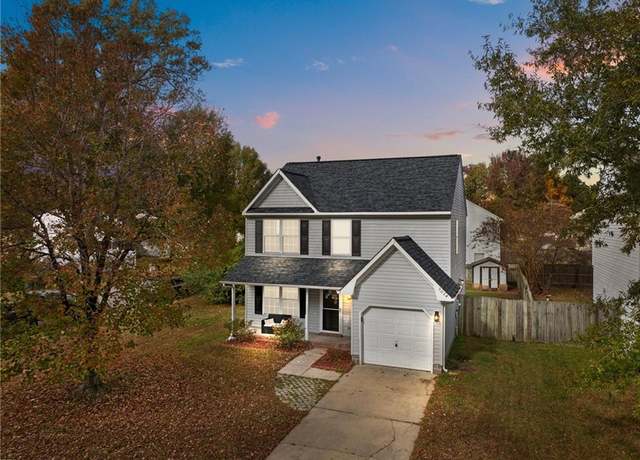 Property at 5024 Huntclub Chase, Suffolk, VA 23435, 4 beds, 2.5 baths