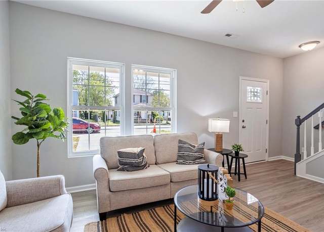 Property at 435 Wellons St, Suffolk, VA 23434, 3 beds, 2.5 baths
