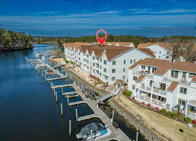 Property at 7 Harbor Watch Dr #211, Chesapeake, VA 23320, 3 beds, 2 baths