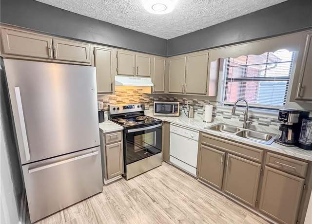 Property at 363 Deputy Ln Unit F, Newport News, VA 23608, 3 beds, 2.5 baths