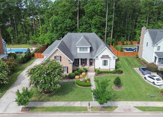 Property at 2321 Mathews Green Rd, Virginia Beach, VA 23456, 5 beds, 3.5 baths