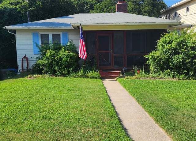 Property at 219 64th St, Virginia Beach, VA 23451, 2 beds, 1 bath