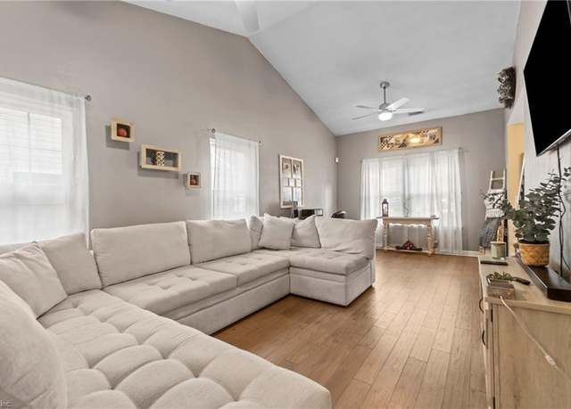 Property at 3136 Rockwater Way, Virginia Beach, VA 23456, 3 beds, 2.5 baths
