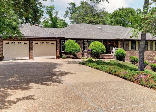 Property at 108 Devonshire Dr, Williamsburg, VA 23188, 3 beds, 2 baths
