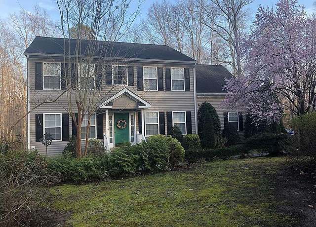 Property at 7468 Madison Way, Gloucester, VA 23061, 4 beds, 2.5 baths