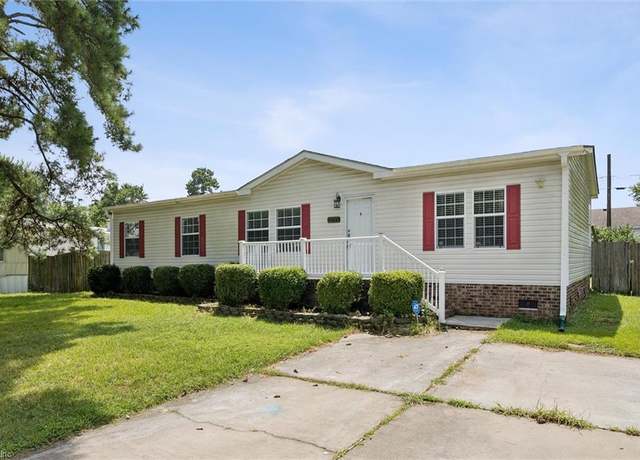 Property at 1233 Blue Jay Dr, Virginia Beach, VA 23453, 3 beds, 2 baths