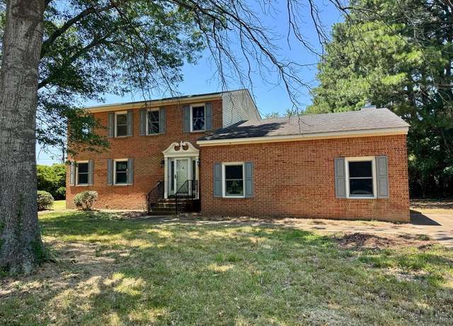 Property at 701 Carmel St, Virginia Beach, VA 23457, 3 beds, 3 baths