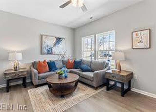 Property at 433 Wellons St, Suffolk, VA 23434, 3 beds, 2.5 baths