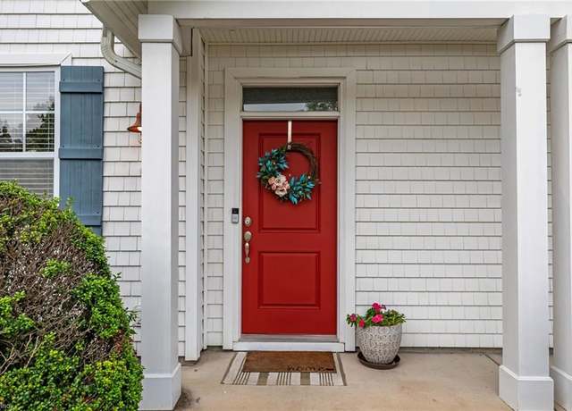 Property at 1318 Emsworth Dr, Chesapeake, VA 23320, 3 beds, 2.5 baths