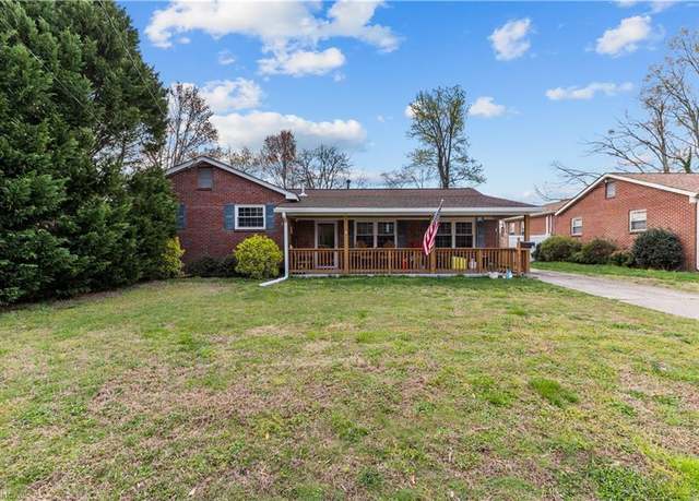 Property at 48 Longwood Dr, Hampton, VA 23669, 4 beds, 2 baths