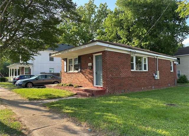 Property at 1048 Lindenwood Ave, Norfolk, VA 23504, 3 beds, 2 baths