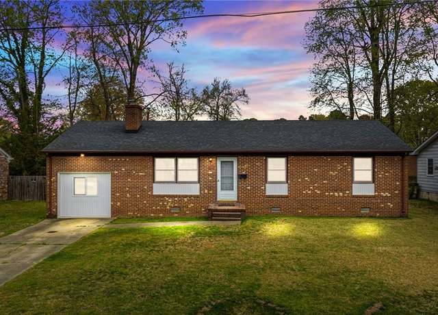 Property at 168 Bret Harte Dr, Newport News, VA 23602, 3 beds, 1.5 baths