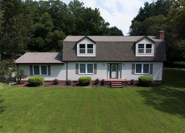 Property at 7045 Seawell Ave, Gloucester, VA 23061, 3 beds, 3 baths
