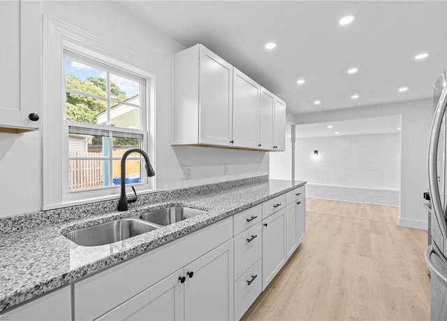 Property at 708 Stalham Rd, Chesapeake, VA 23325, 3 beds, 1 bath