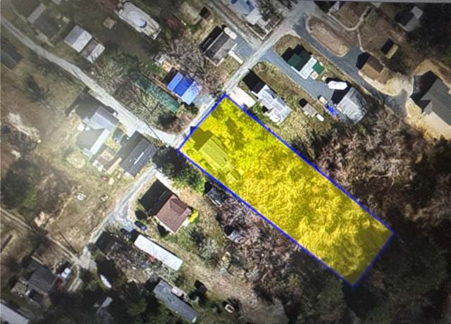 Property at 3252 Colona St, Chincoteague Island, VA 23336, 2 beds, 1 bath