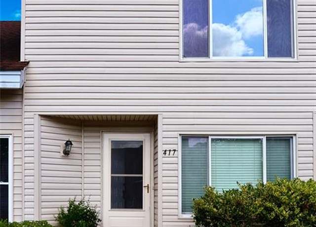 Property at 417 Falling Ln, Virginia Beach, VA 23454, 2 beds, 1.5 baths