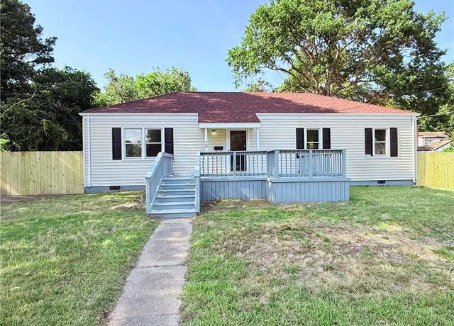 Property at 200 W Ocean Ave, Norfolk, VA 23503, 4 beds, 2 baths