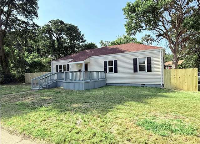 Property at 200 W Ocean Ave, Norfolk, VA 23503, 4 beds, 2 baths