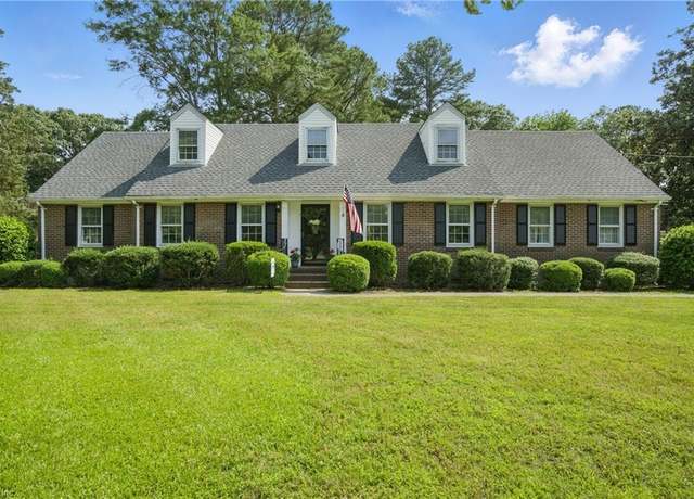 Property at 2820 Meadowgreen Ct, Chesapeake, VA 23321, 3 beds, 2.5 baths