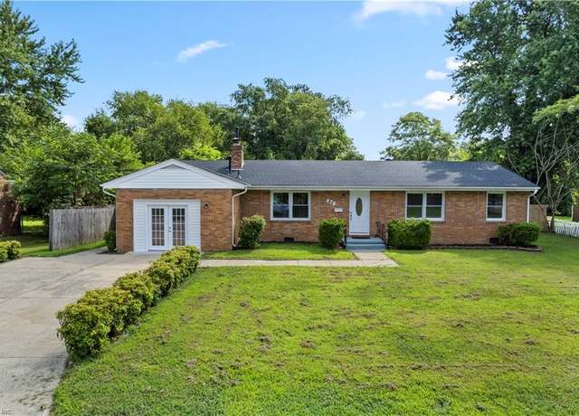 Property at 478 Windemere Rd, Newport News, VA 23602, 4 beds, 3 baths