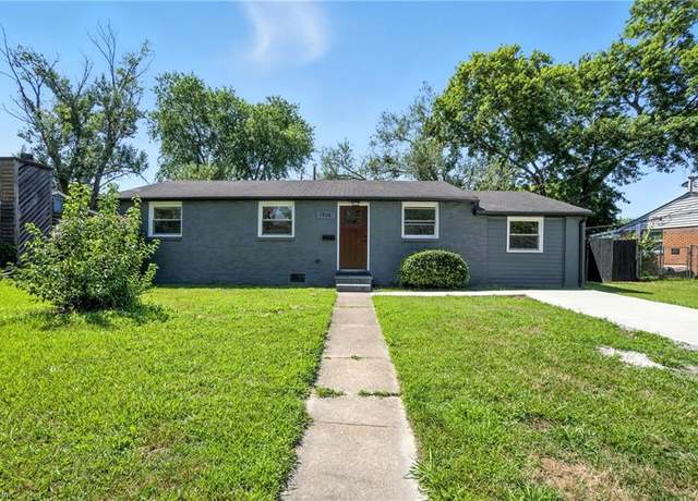 Property at 1906 Hastings Dr, Hampton, VA 23663, 4 beds, 2 baths