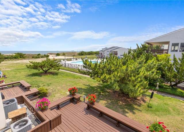 Property at 3934 Whispering Oaks Pl, Virginia Beach, VA 23455, 3 beds, 2.5 baths