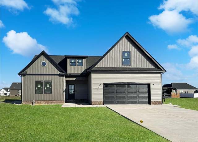 Property at 108 Yawl St, Elizabeth City, NC 27909, 5 beds, 3 baths