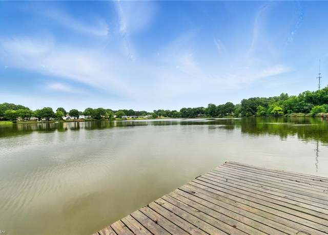 Property at 912 Morgan Trl, Virginia Beach, VA 23464, 4 beds, 3 baths