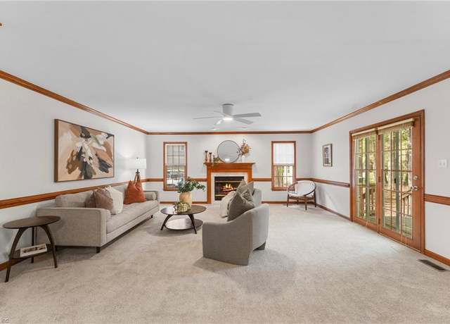 Property at 102 Kubesh Ct, Yorktown, VA 23693, 4 beds, 2.5 baths