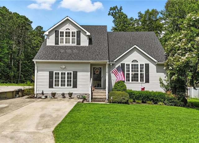 Property at 115 Royal Oak Ct, Suffolk, VA 23434, 4 beds, 2.5 baths
