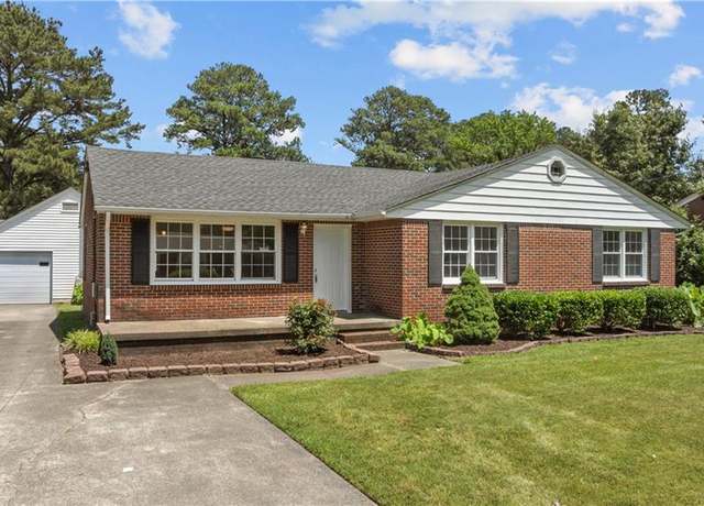 Property at 304 Kay Rd, Portsmouth, VA 23701, 3 beds, 1 bath