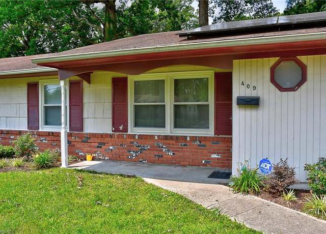 Property at 409 Barcelona Ln, Virginia Beach, VA 23452, 3 beds, 2 baths