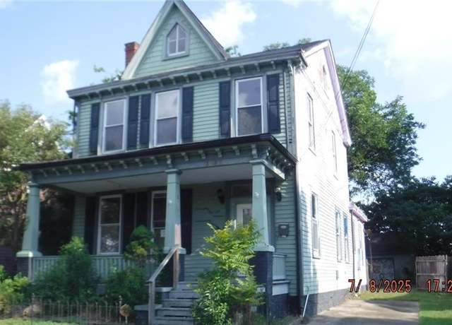 Property at 1037 Holladay St, Portsmouth, VA 23704, 3 beds, 2 baths