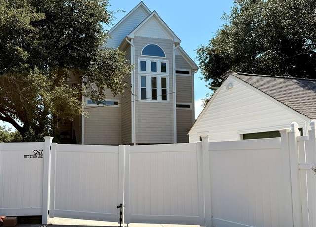 Property at 947 Little Bay Ave, Norfolk, VA 23503, 4 beds, 4 baths