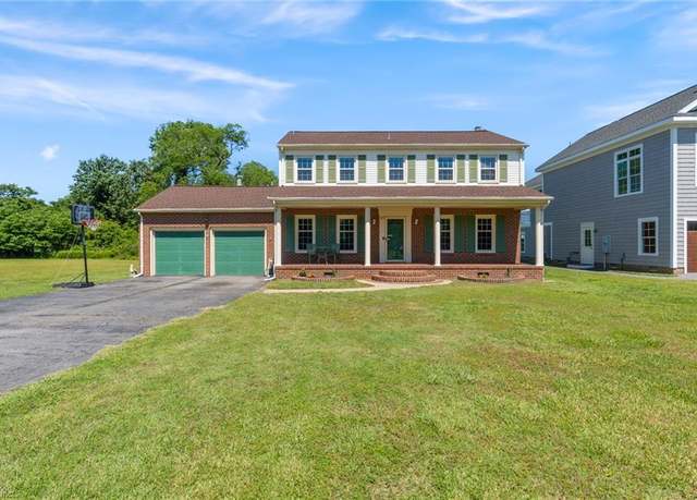 Property at 25 Hampshire Dr, Hampton, VA 23669, 3 beds, 2.5 baths