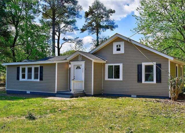Property at 208 Bedford Ct, Portsmouth, VA 23701, 3 beds, 2 baths
