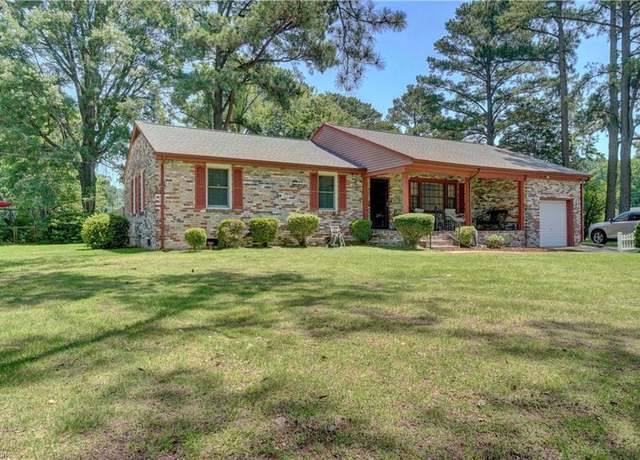 Property at 5032 Greenbrook Dr, Portsmouth, VA 23703, 3 beds, 1.5 baths