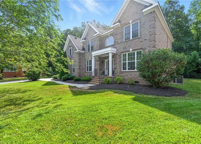 Property at 405 Beacon Key Ct, Chesapeake, VA 23322, 4 beds, 2.5 baths