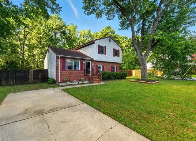 Property at 118 Tazewell Rd, Newport News, VA 23608, 3 beds, 2.5 baths