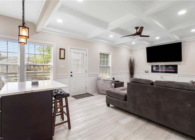 Property at 316 A Pocahontas Ave, Franklin, VA 23851, 4 beds, 2.5 baths