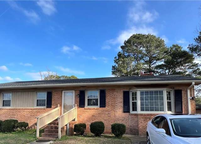 Property at 812 Milford Ln, Suffolk, VA 23434, 3 beds, 1 bath