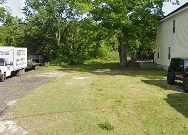 Property at 912 Willis St, Chesapeake, VA 23323