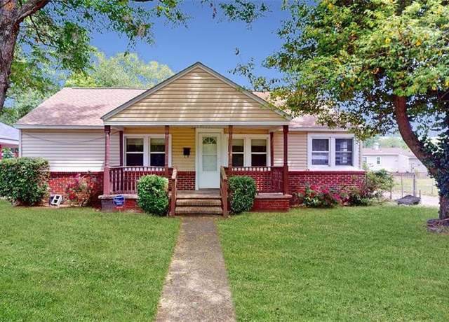Property at 2811 Magnolia St, Portsmouth, VA 23704, 4 beds, 2 baths
