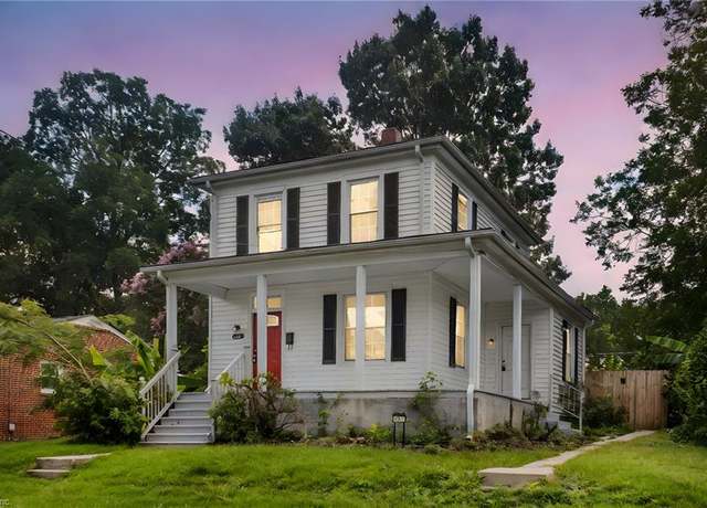 Property at 423 Highland Ave, Suffolk, VA 23434, 4 beds, 2 baths
