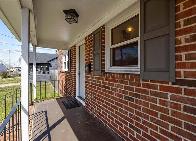 Property at 76 Calvary Ter, Hampton, VA 23666, 3 beds, 1 bath