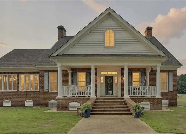 Property at 559 Rocky Hock Rd, Wakefield, VA 23888, 5 beds, 3.5 baths