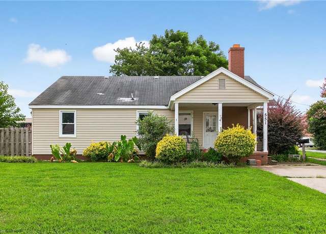 Property at 551 Ashlawn Dr, Norfolk, VA 23505, 3 beds, 2 baths