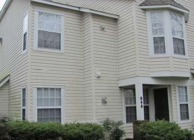 Property at 848 Drift Tide Dr, Virginia Beach, VA 23464, 2 beds, 2 baths