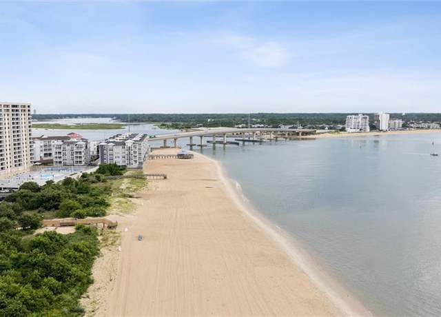 Property at 3235 Page Ave #7, Virginia Beach, VA 23451, 2 beds, 1 bath