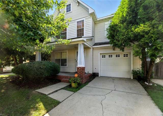 Property at 329 Towne Pointe Way, Newport News, VA 23601, 3 beds, 2.5 baths